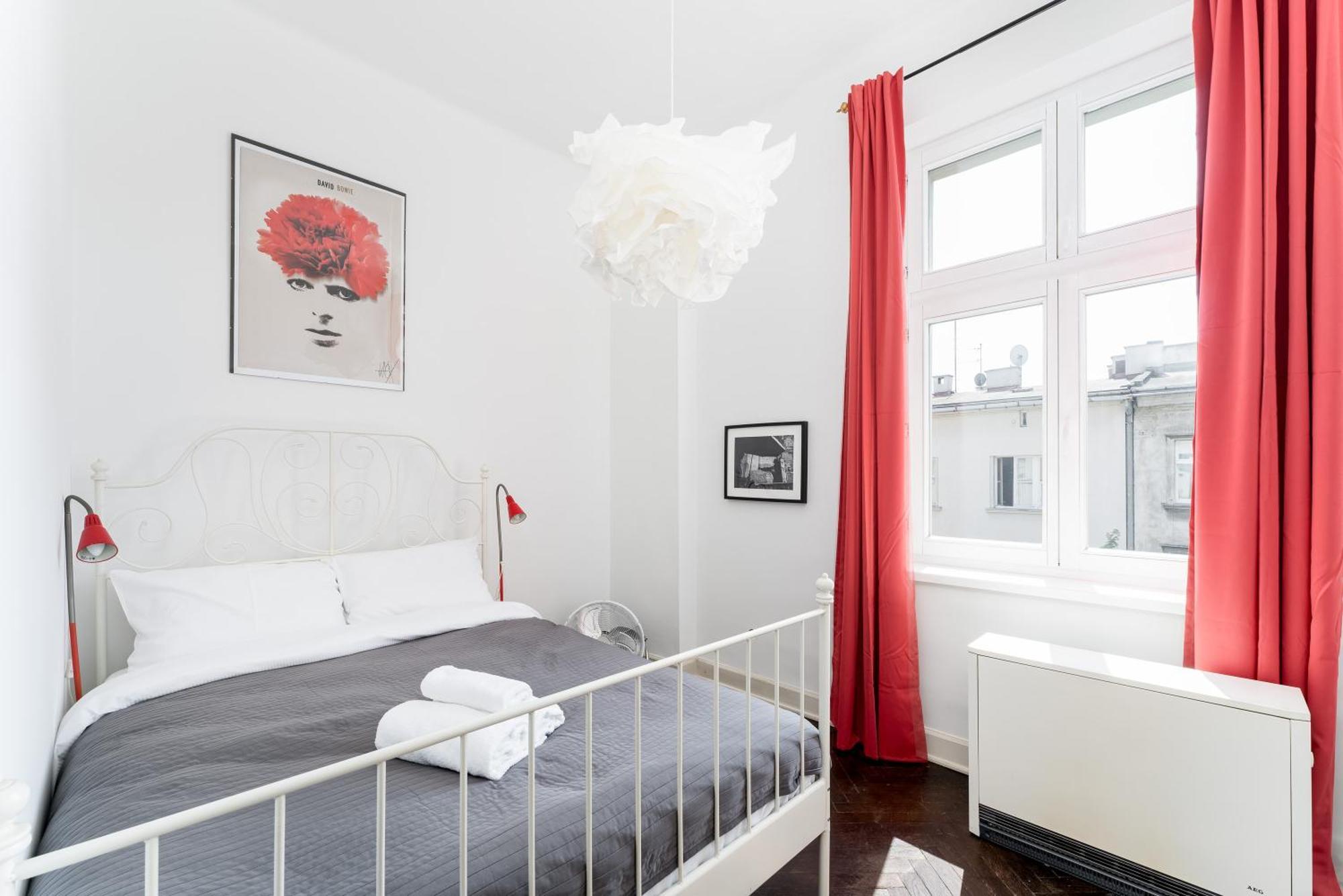 Old Town Spacious Apartment Krakow Bagian luar foto